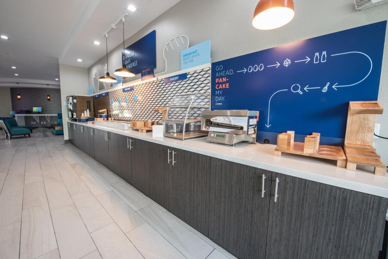Holiday Inn Express & Suites Houston - Hobby Airport Area By Ihg Екстер'єр фото