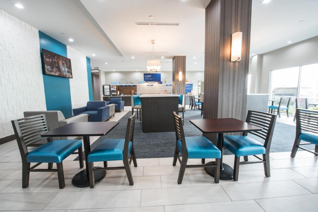 Holiday Inn Express & Suites Houston - Hobby Airport Area By Ihg Екстер'єр фото